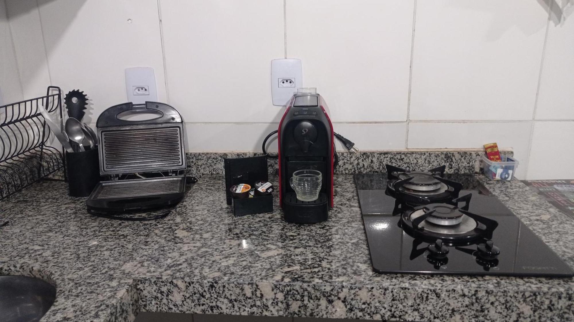 Aparts Com Cozinha E Banheiro Privativo Piscina Aquecida